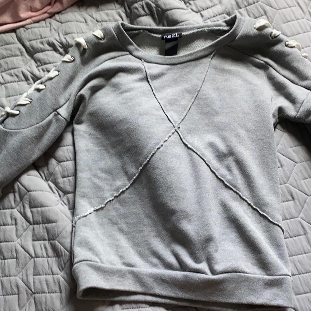 Grey sweater